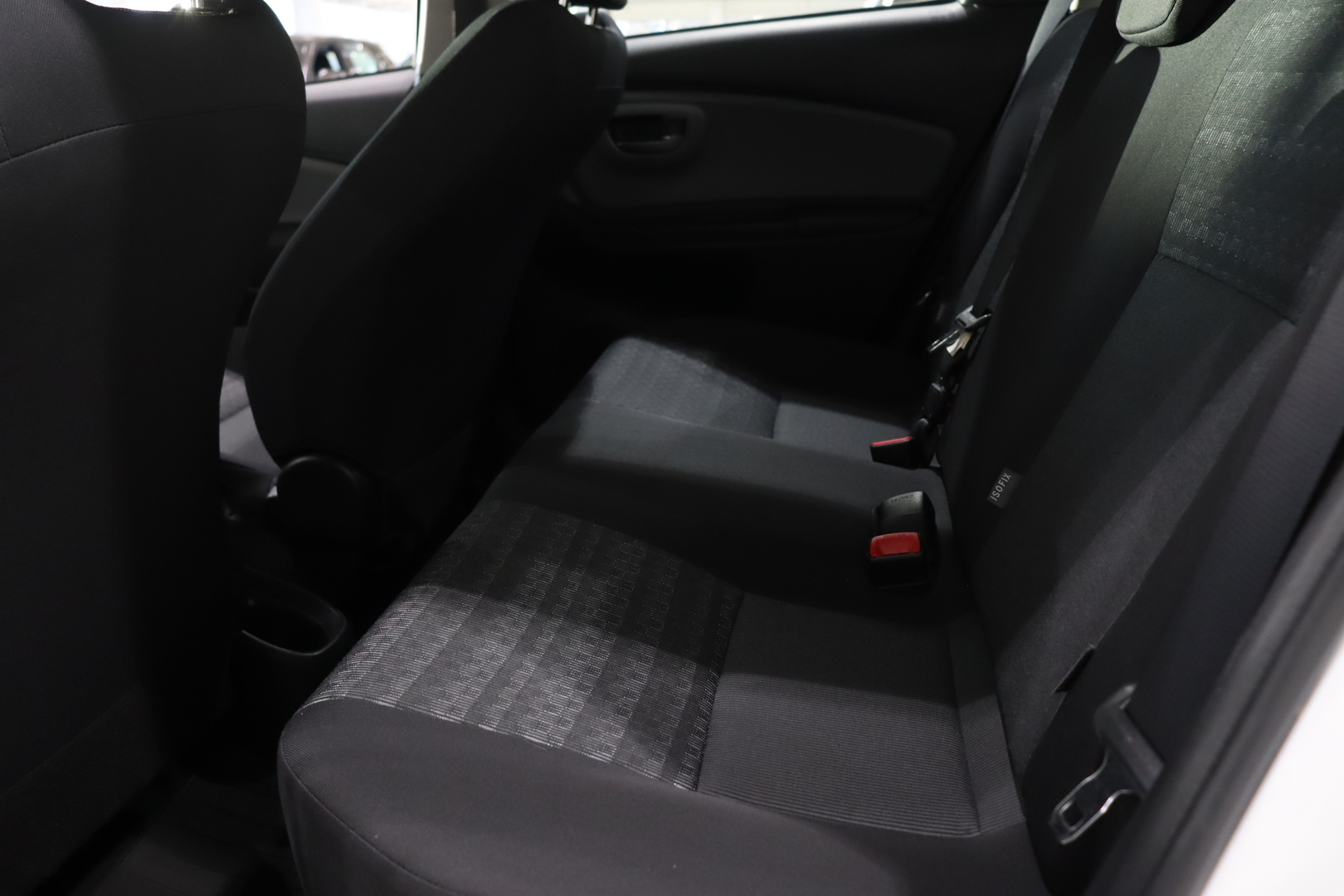 TOYOTA Yaris 2016