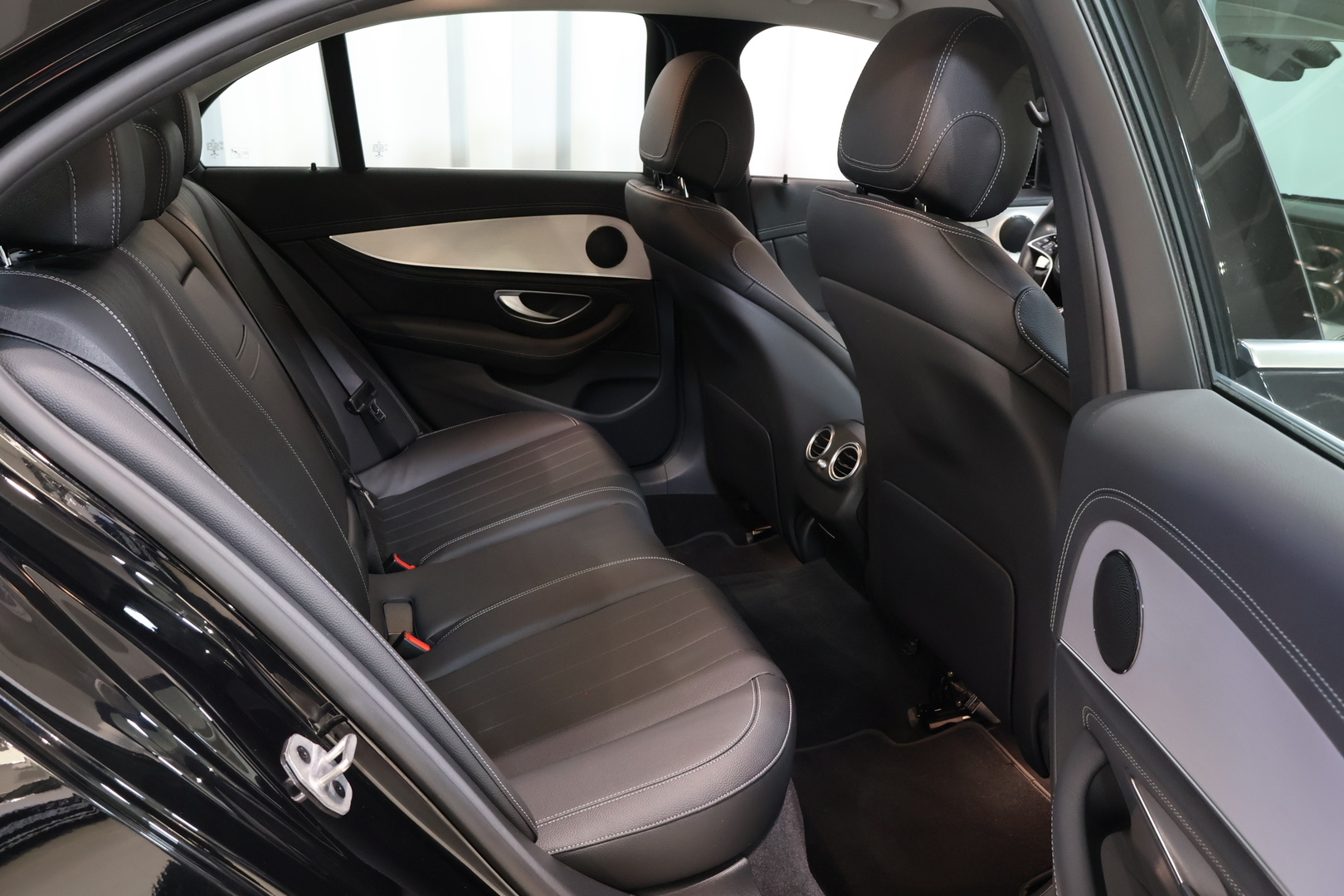 MERCEDES-BENZ E 2021