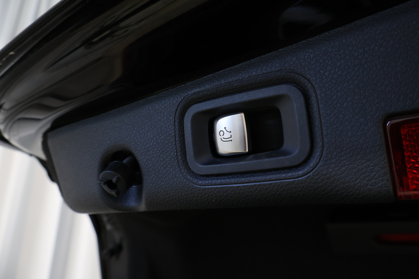 MERCEDES-BENZ E 2021