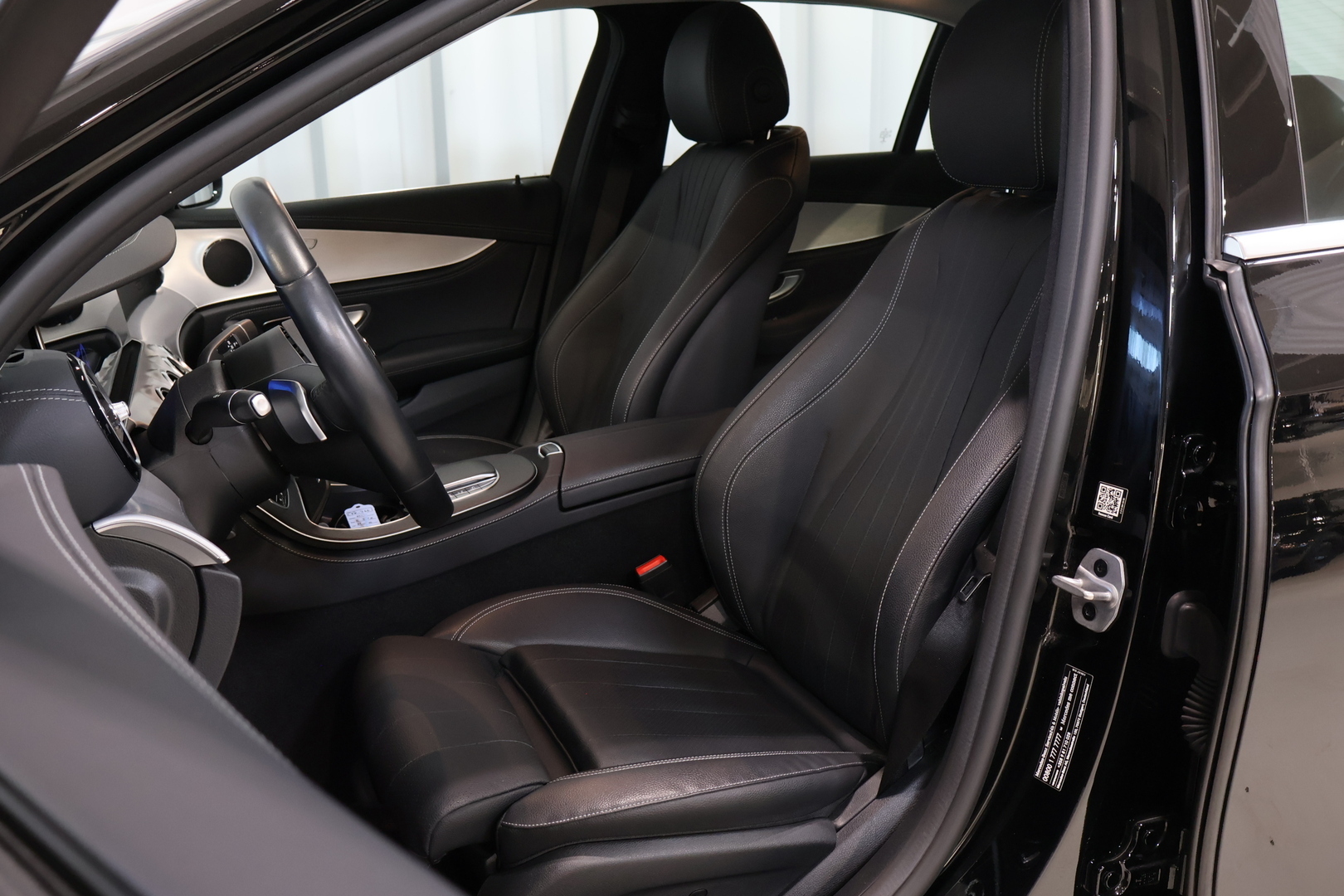 MERCEDES-BENZ E 2021