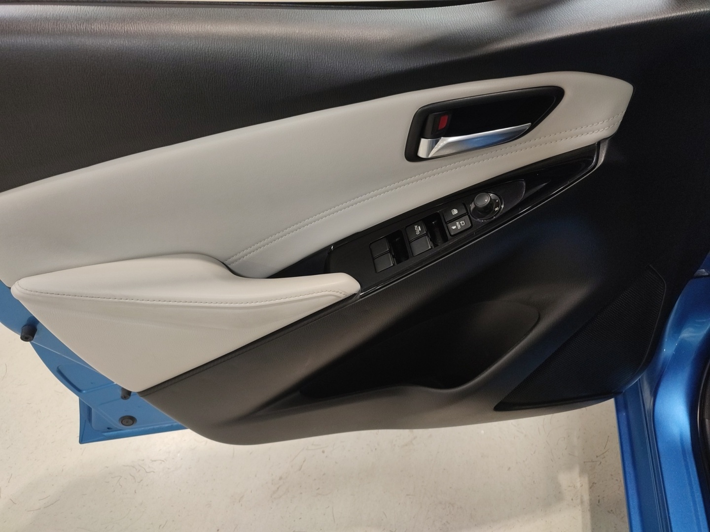 MAZDA Mazda2 2018
