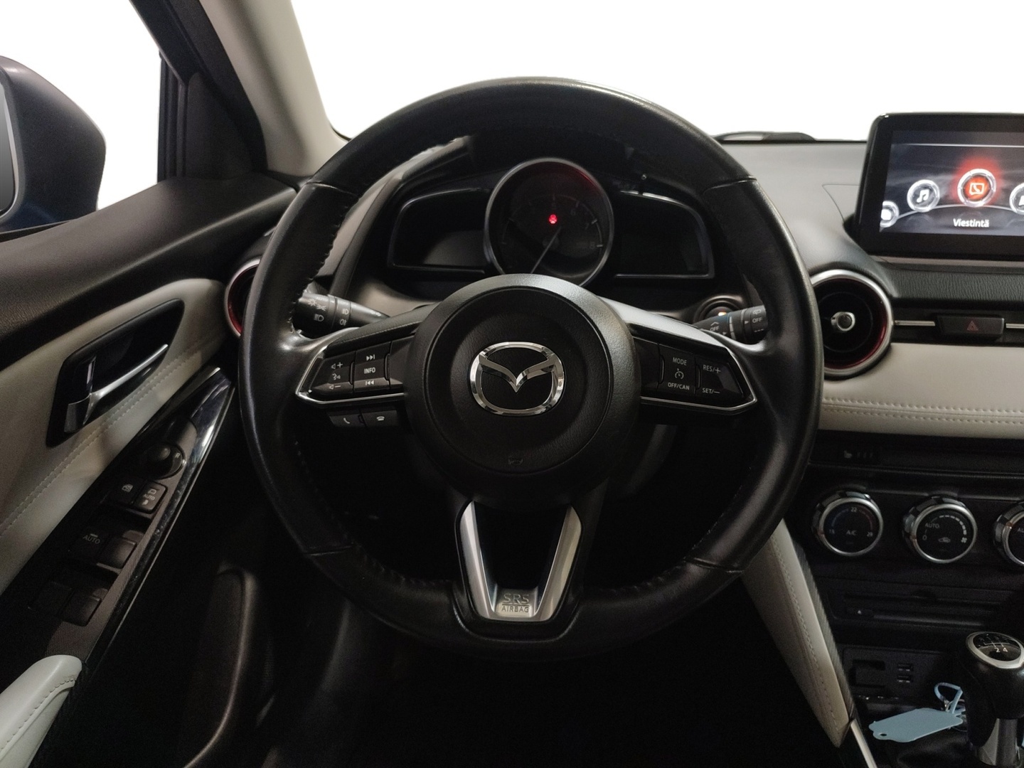 MAZDA Mazda2 2018