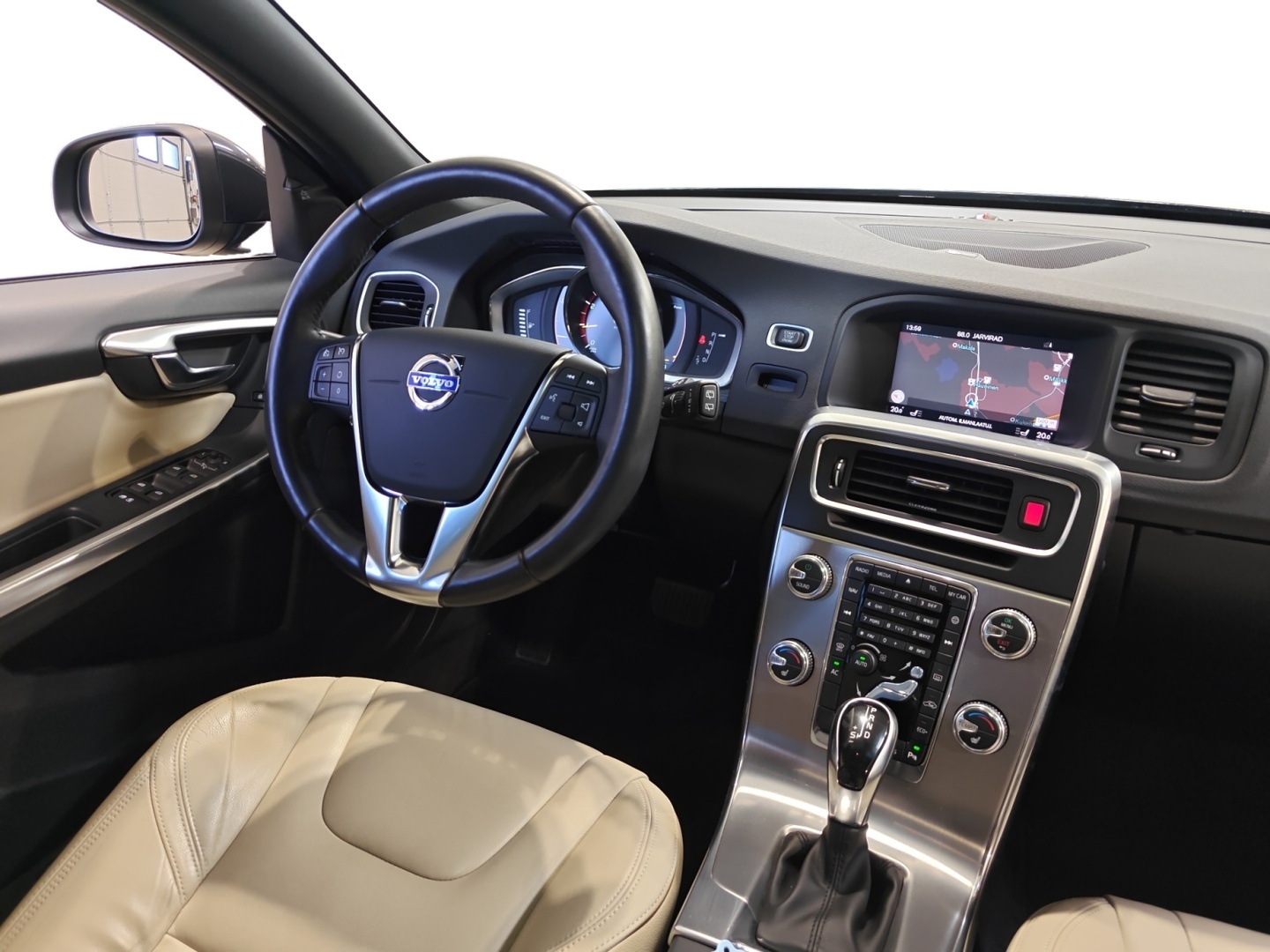 VOLVO V60 2019