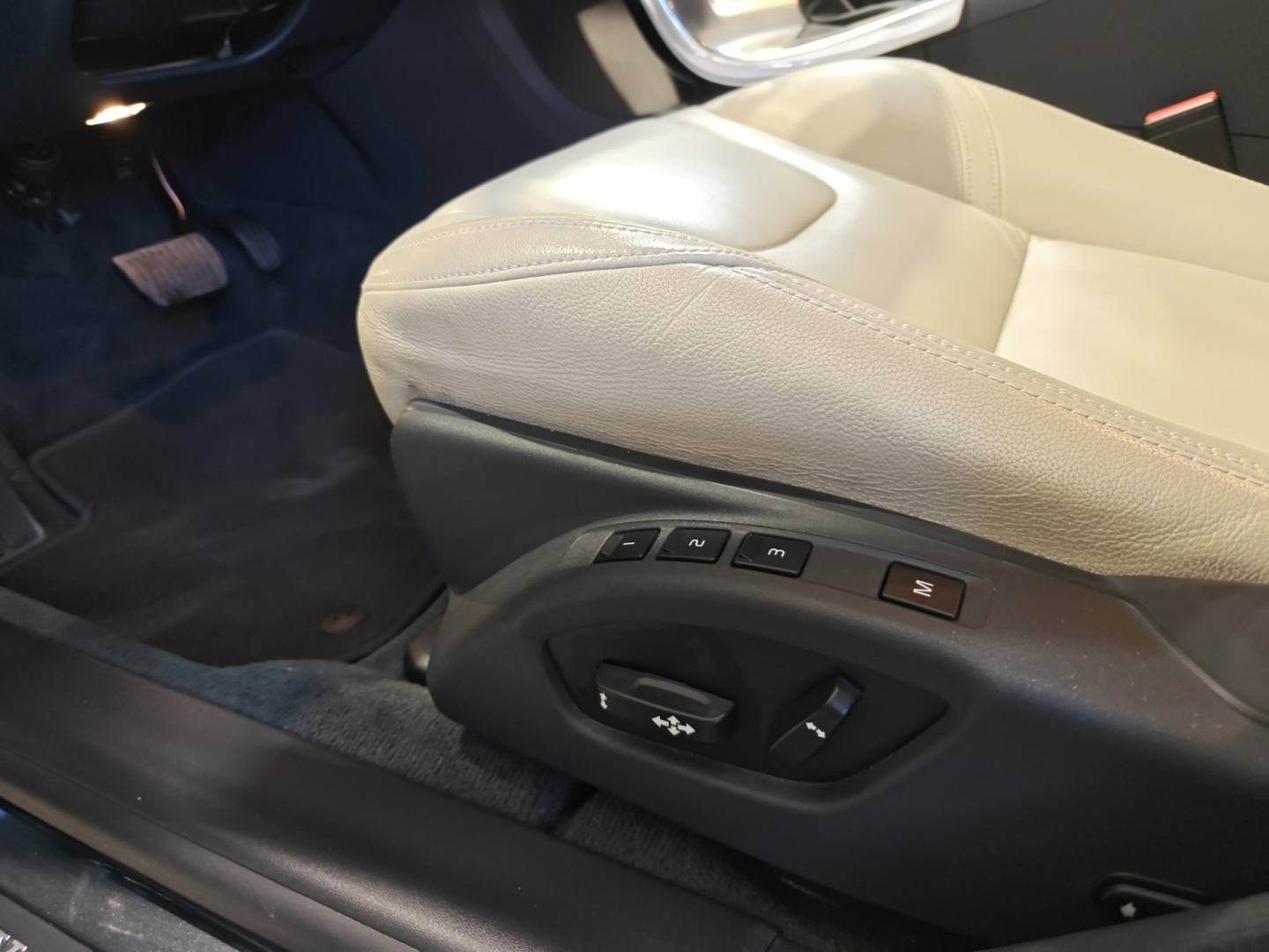 VOLVO V60 2019
