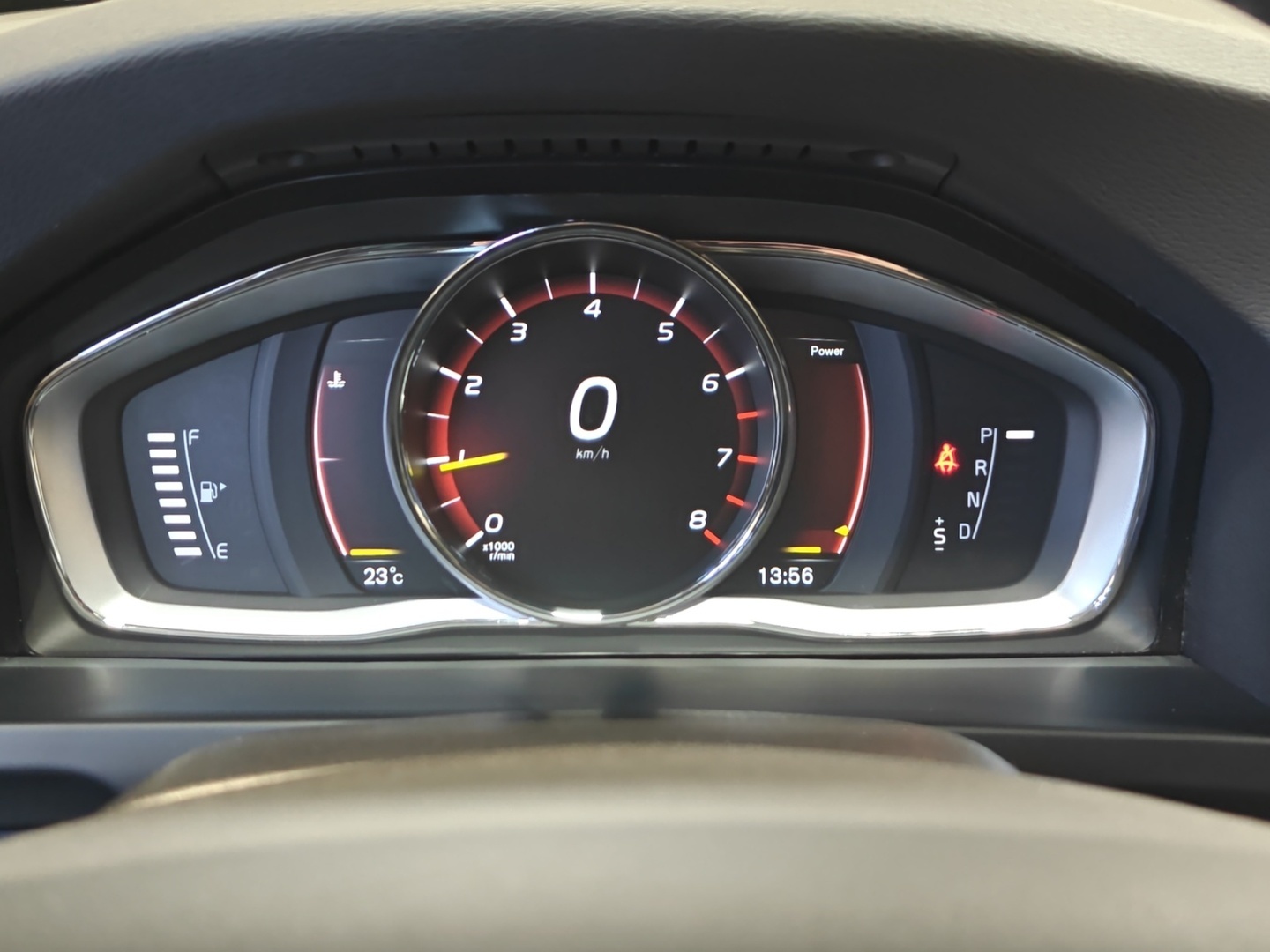 VOLVO V60 2019