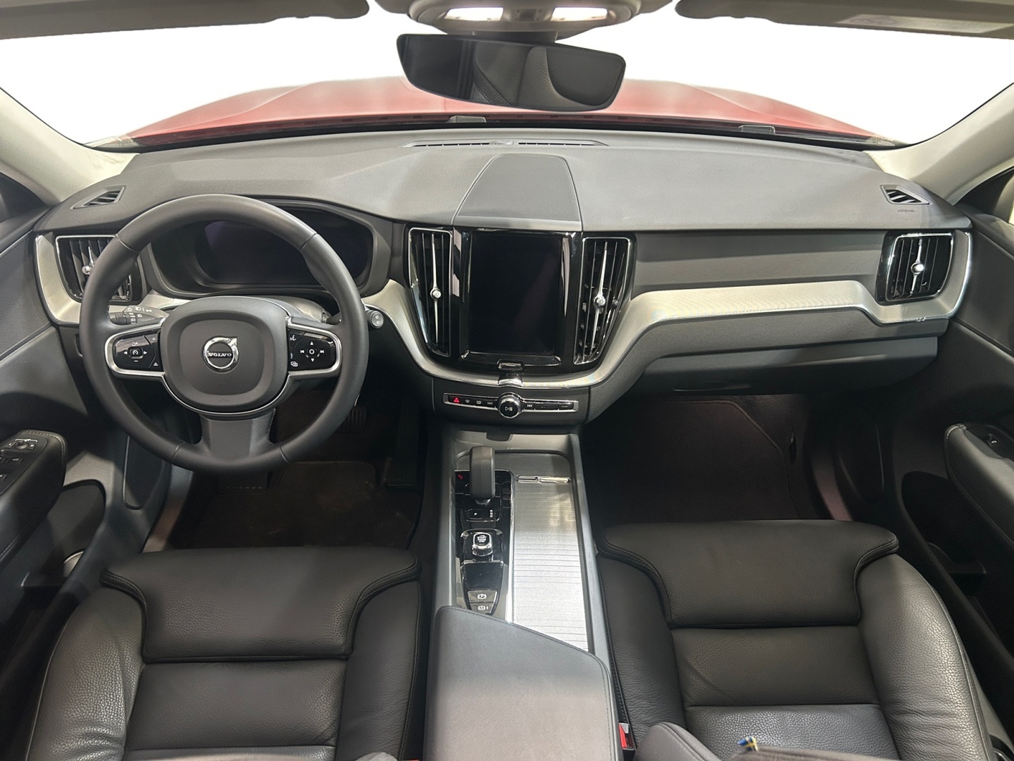 VOLVO XC60 2024