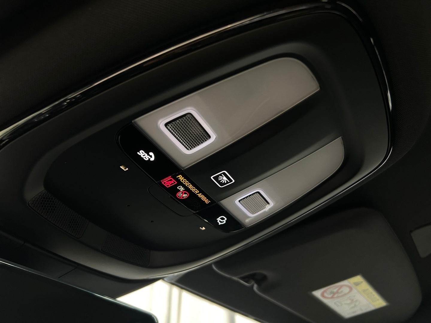 VOLVO S60 2023