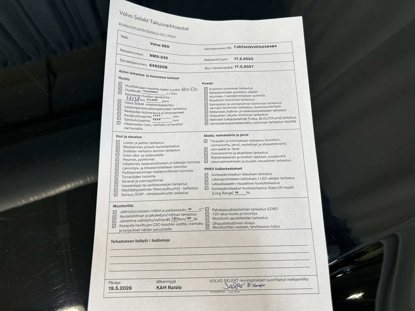 VOLVO S60 2023