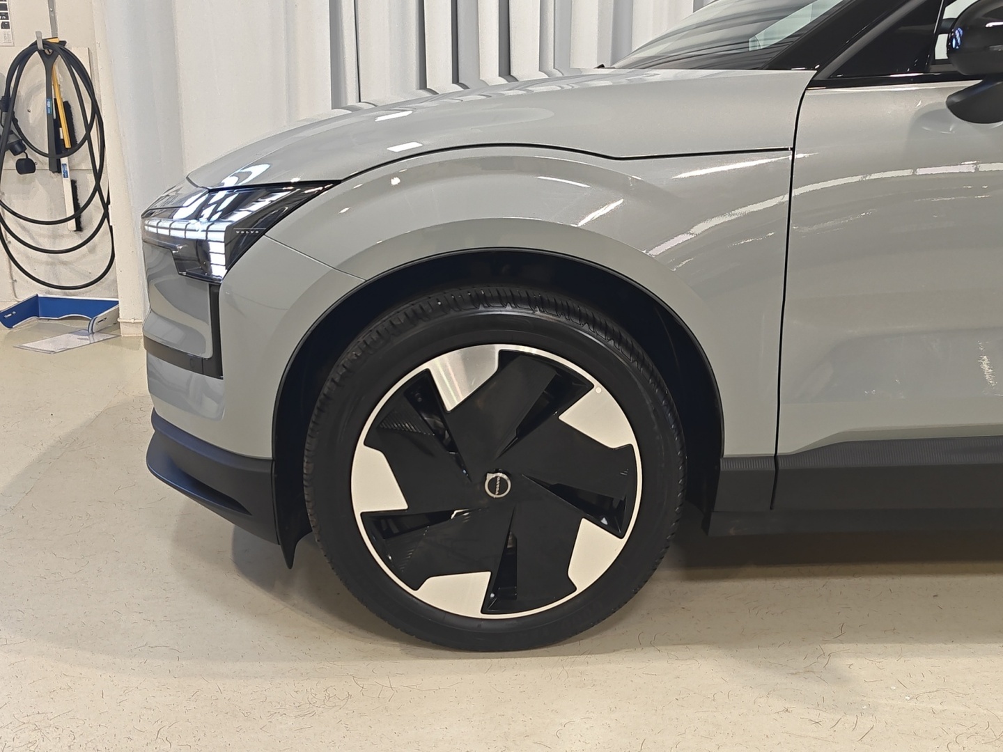 VOLVO EX30 2024