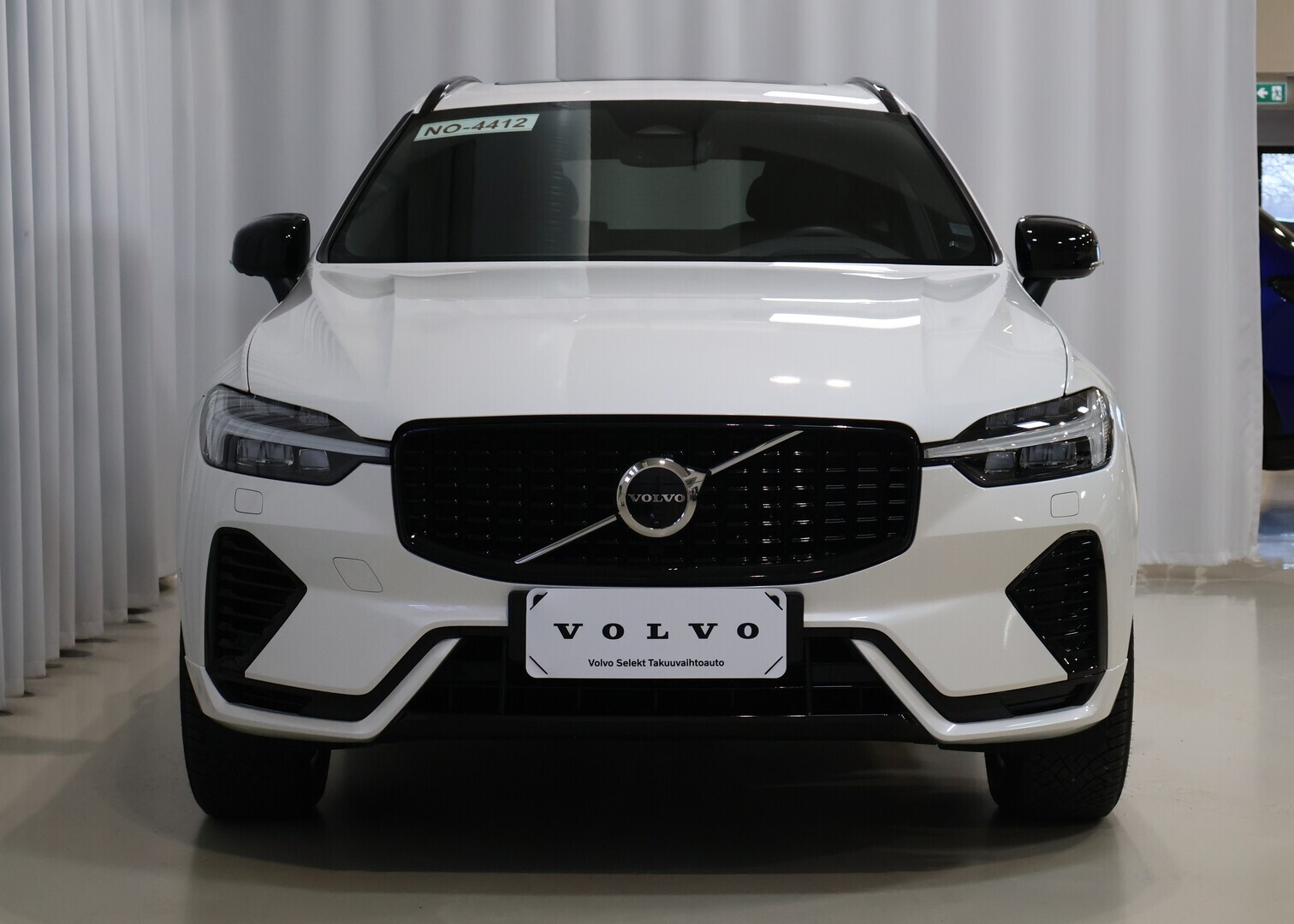 VOLVO XC60 2025