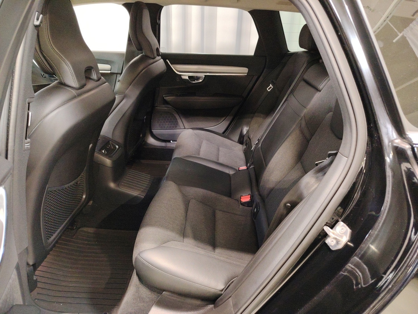 VOLVO V90 2019