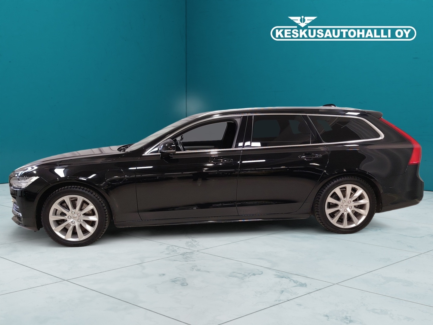 VOLVO V90 2019