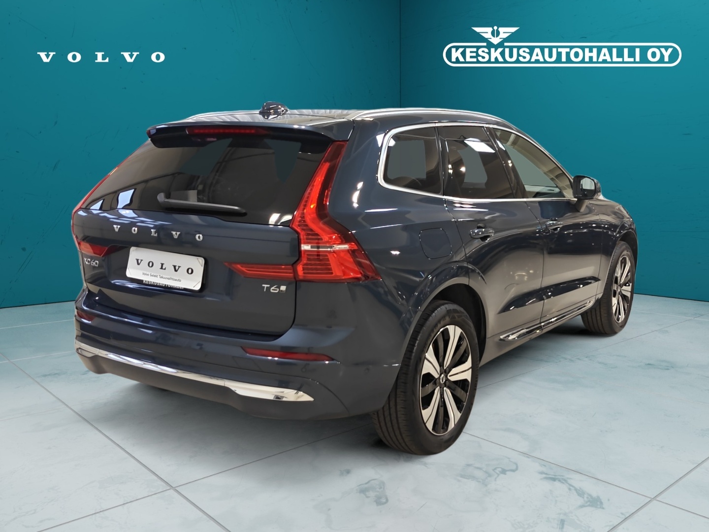 VOLVO XC60 2025
