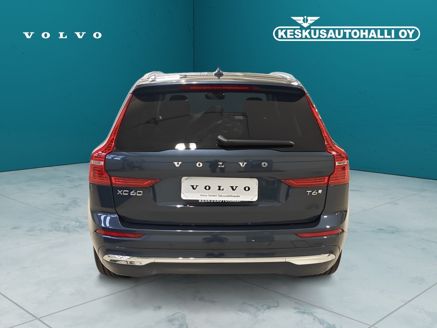 VOLVO XC60 2025