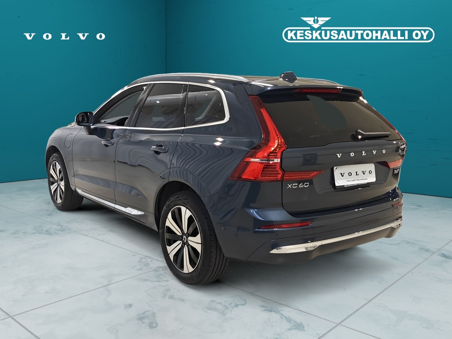 VOLVO XC60 2025