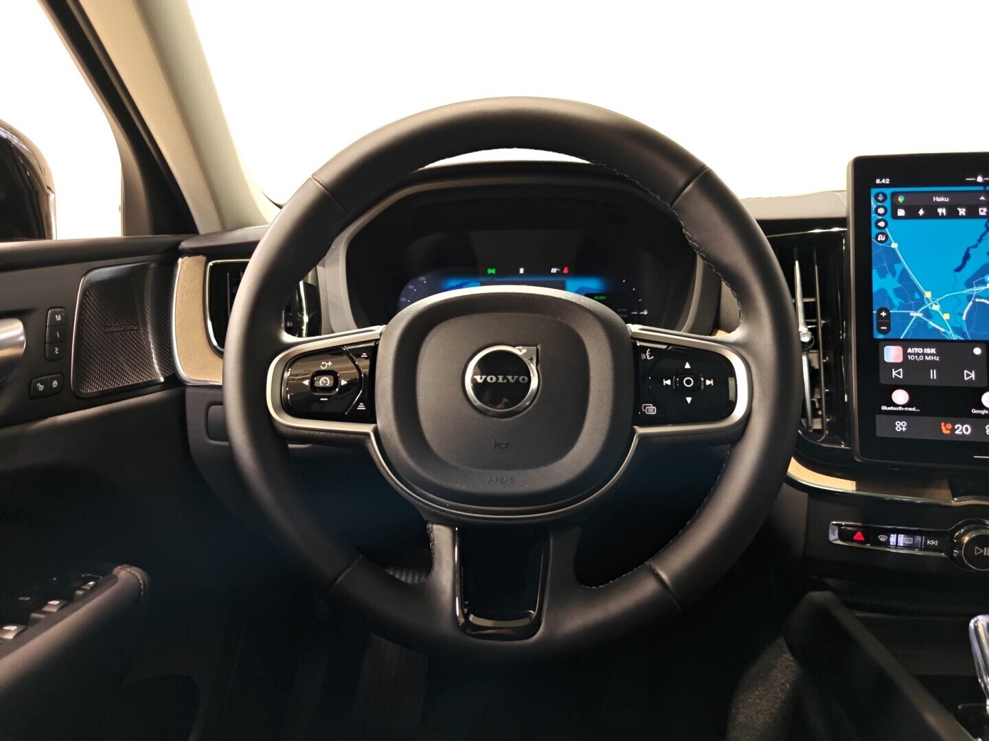 VOLVO XC60 10