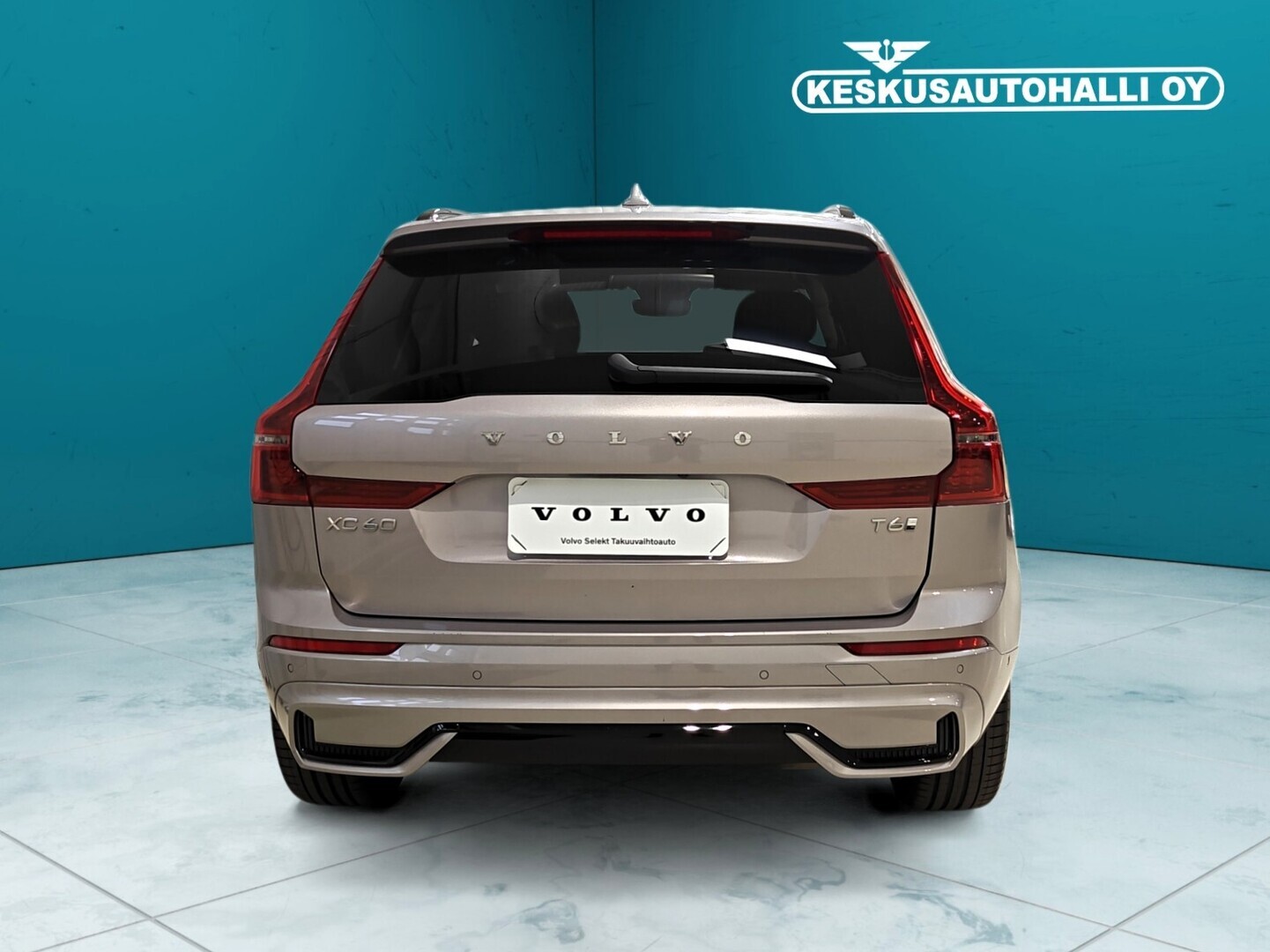 VOLVO XC60 4