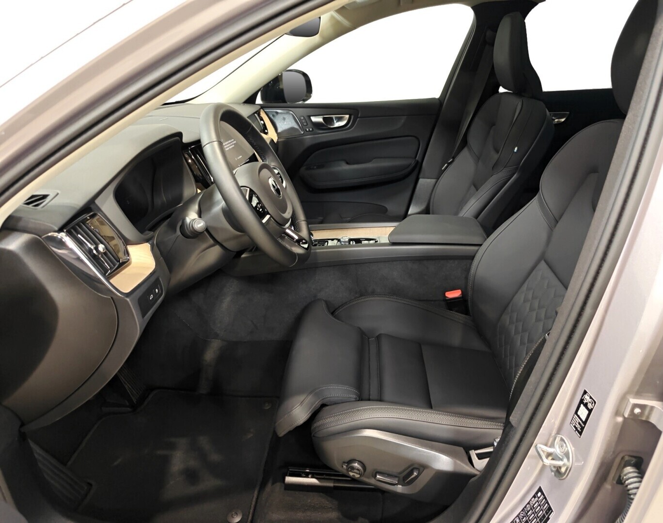 VOLVO XC60 9