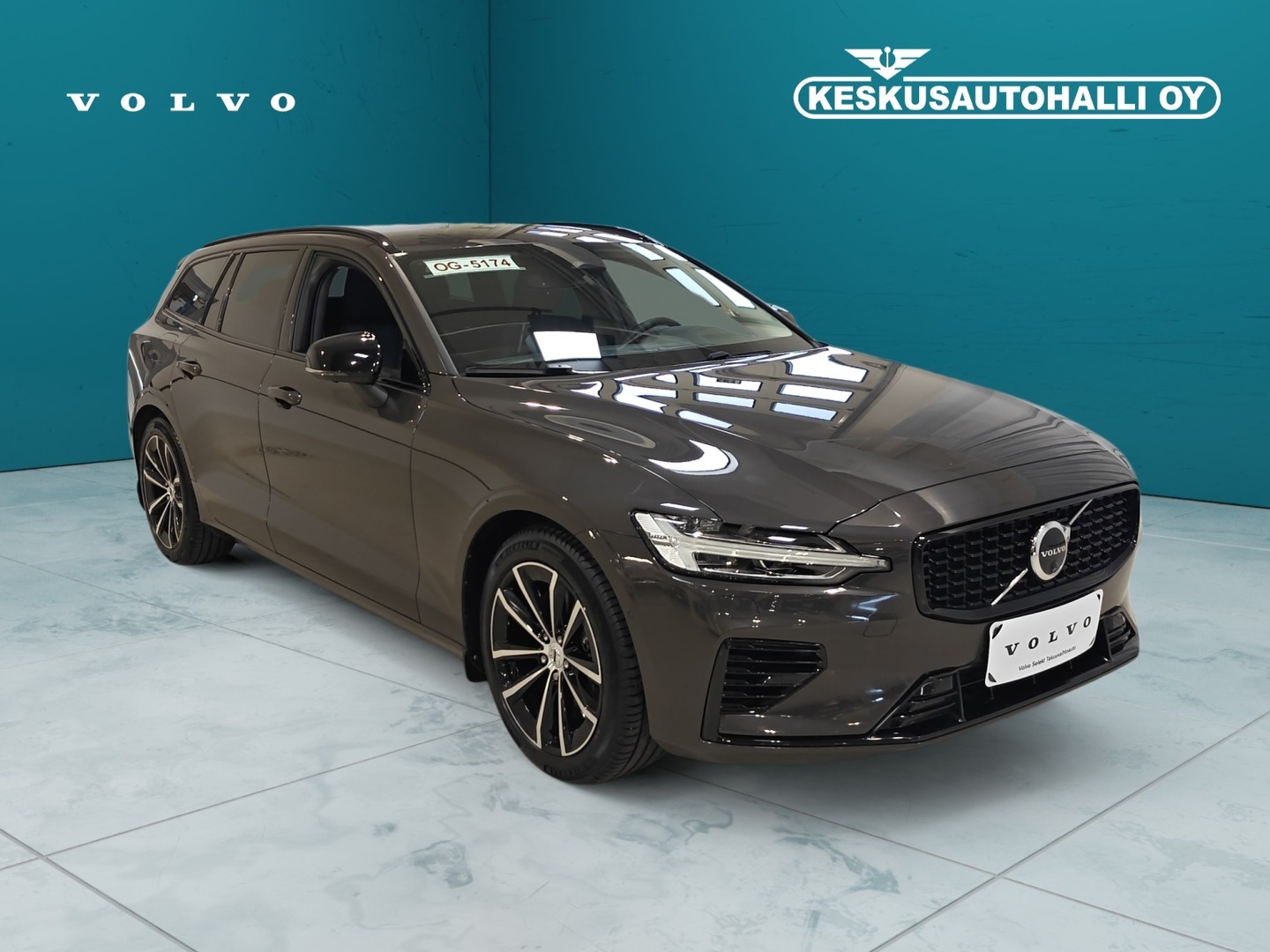 VOLVO V60 2025