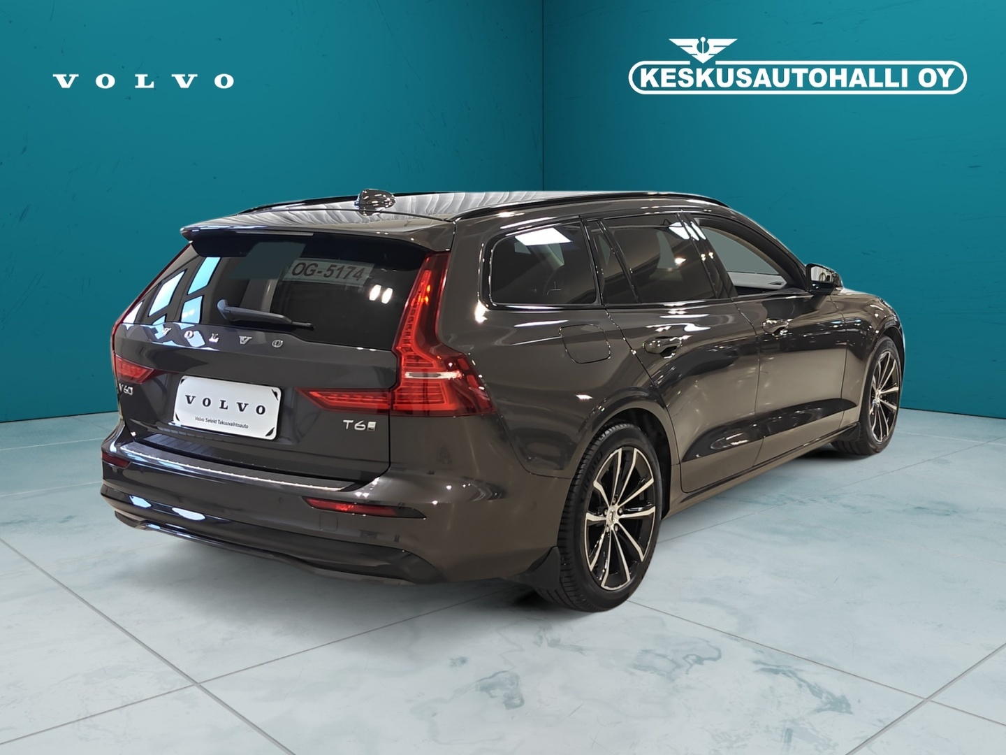 VOLVO V60 2025