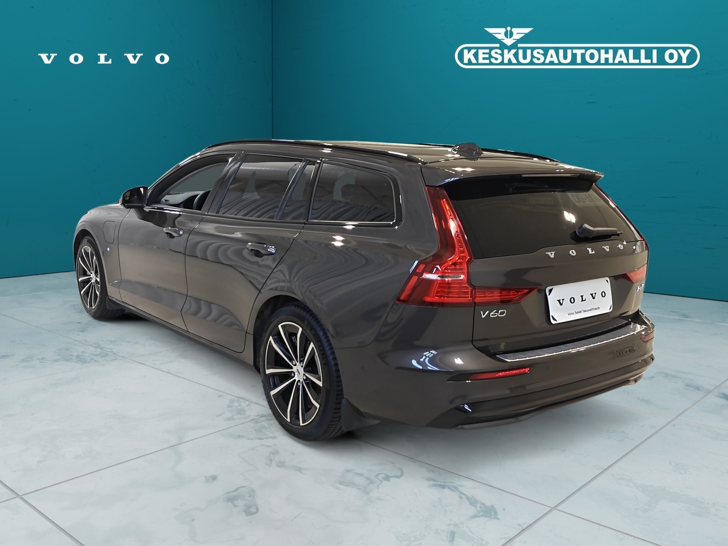 VOLVO V60 2025
