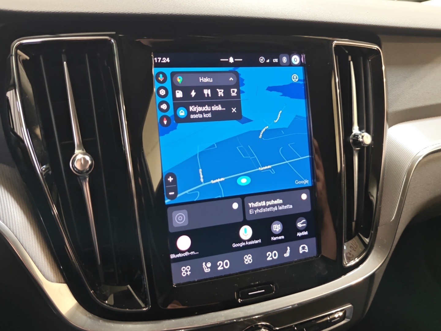 VOLVO V60 2026