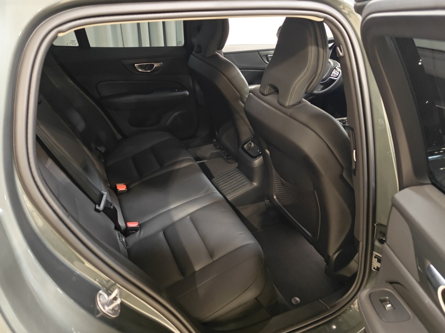 VOLVO V60 2026
