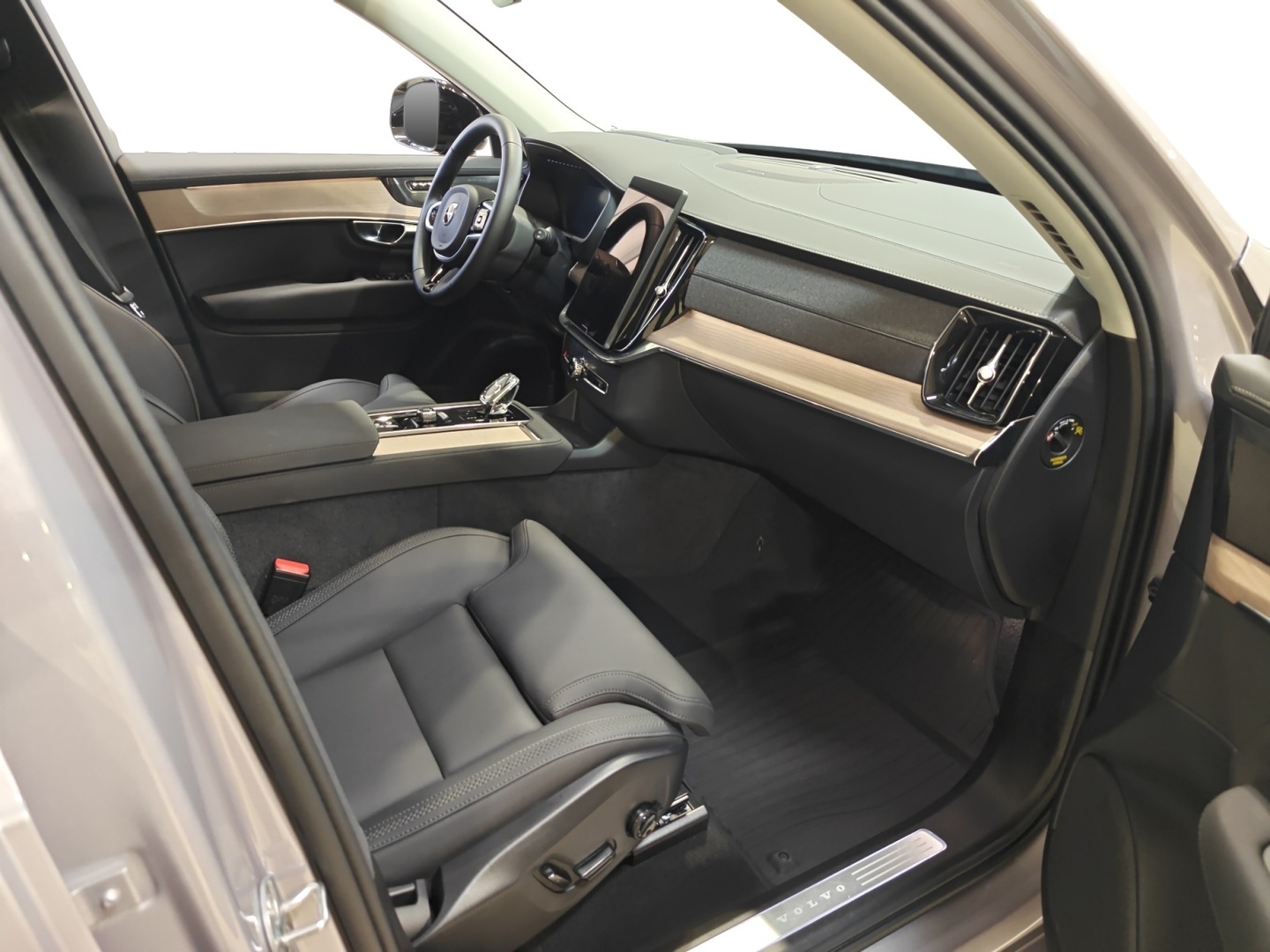 VOLVO XC90 2026