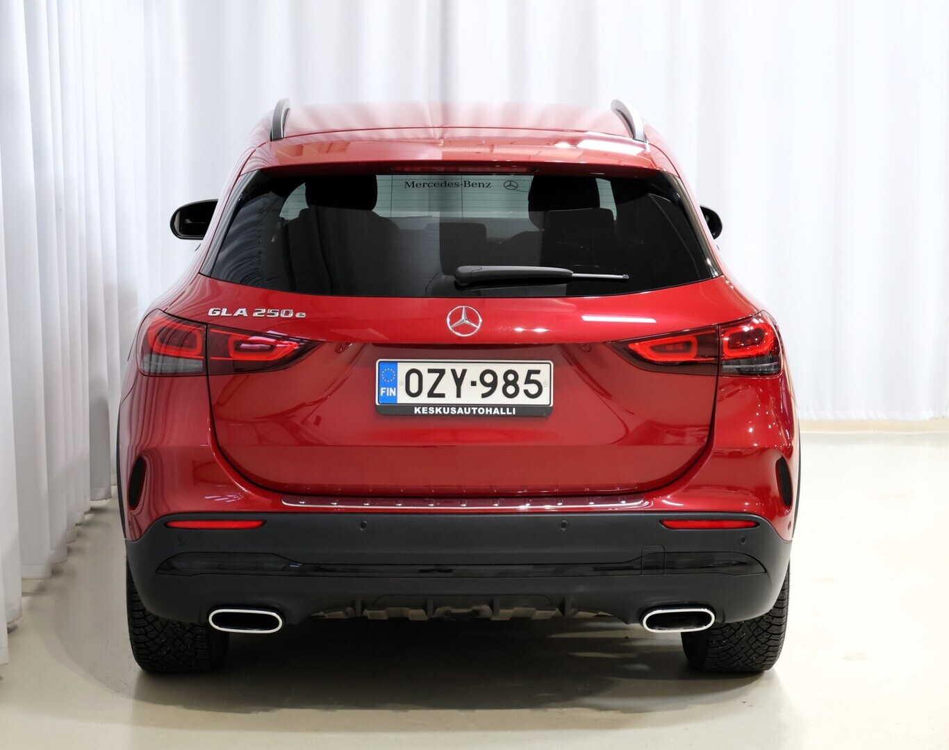 MERCEDES-BENZ GLA 2023