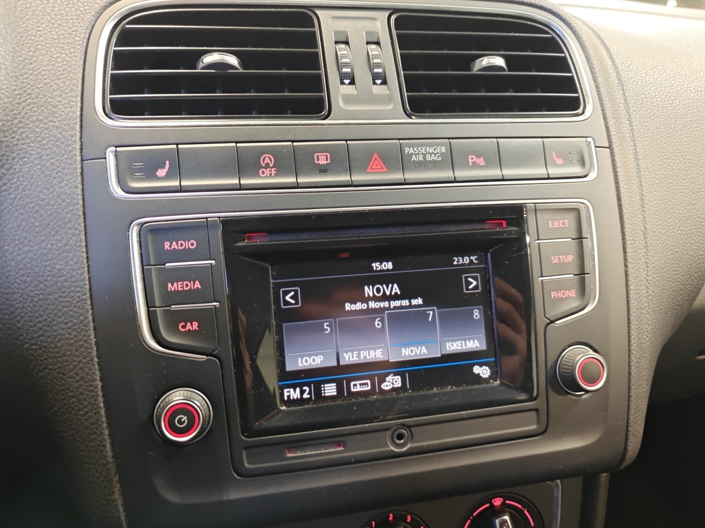 VOLKSWAGEN Polo 2017