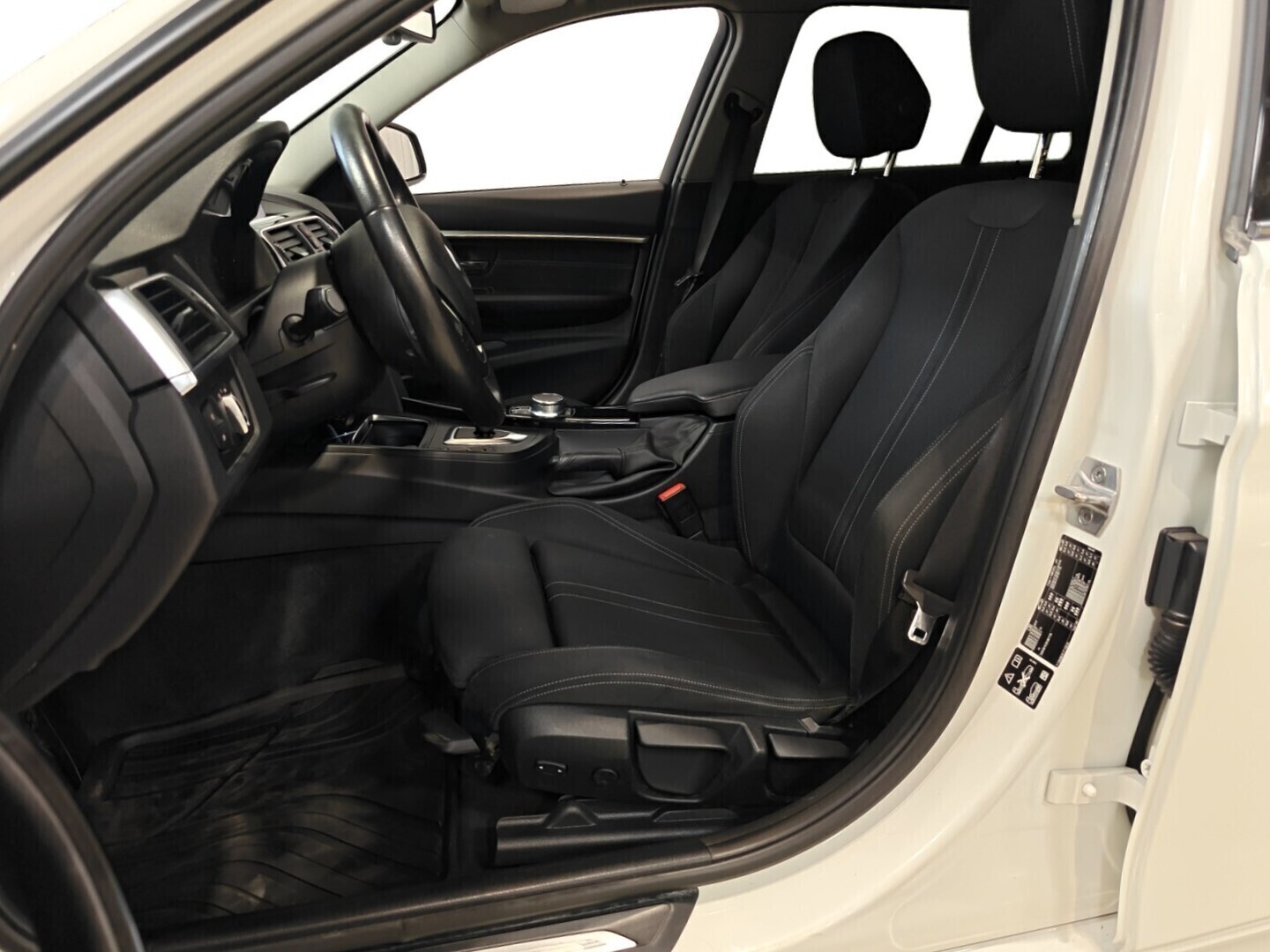 BMW 320 2017