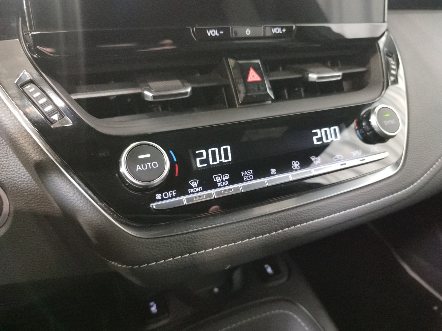 TOYOTA Corolla 2024