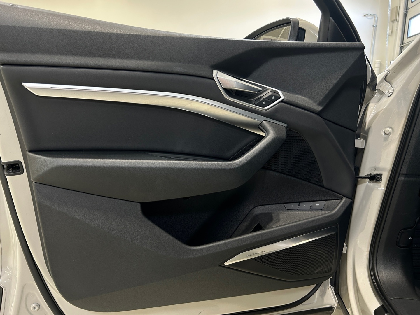 AUDI E-TRON 2021