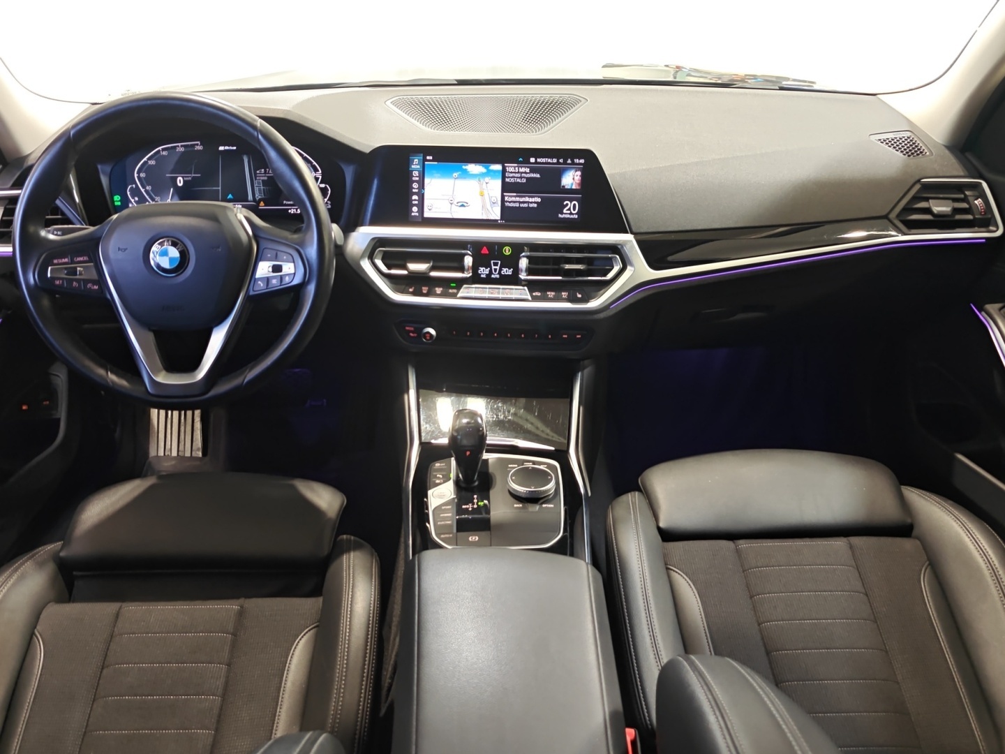 BMW 330 2020