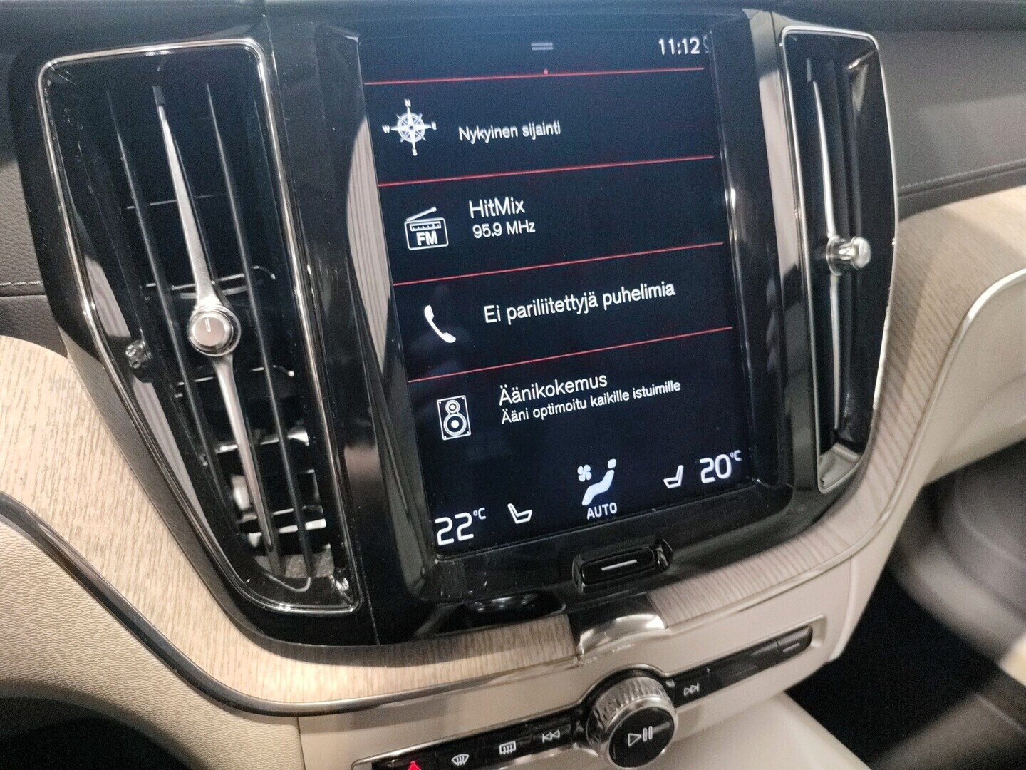 VOLVO XC60 2021