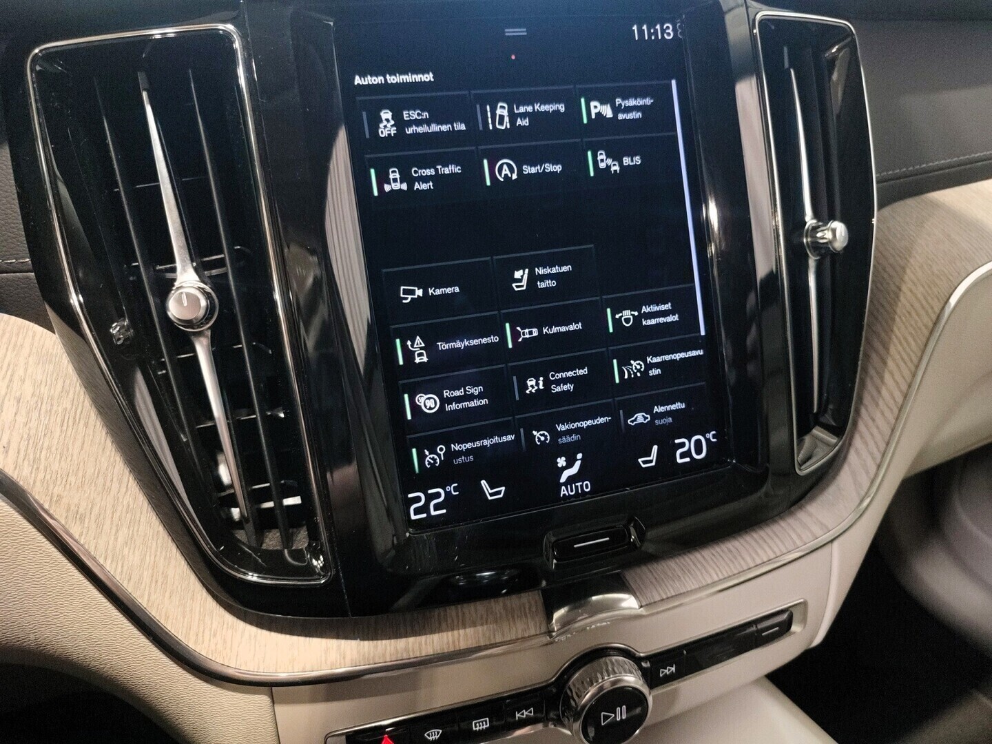 VOLVO XC60 2021