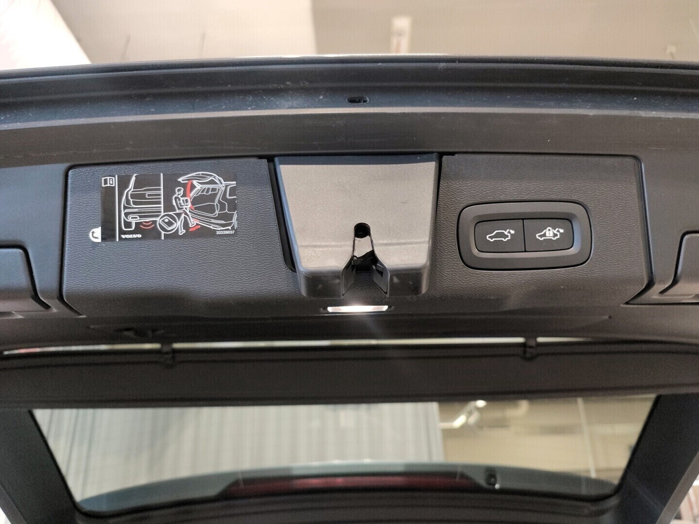 VOLVO XC60 2021
