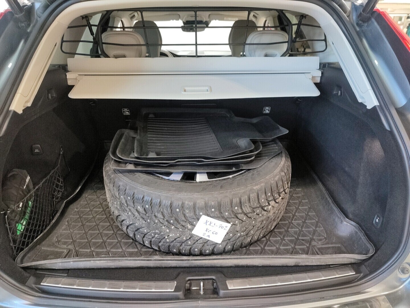 VOLVO XC60 2021