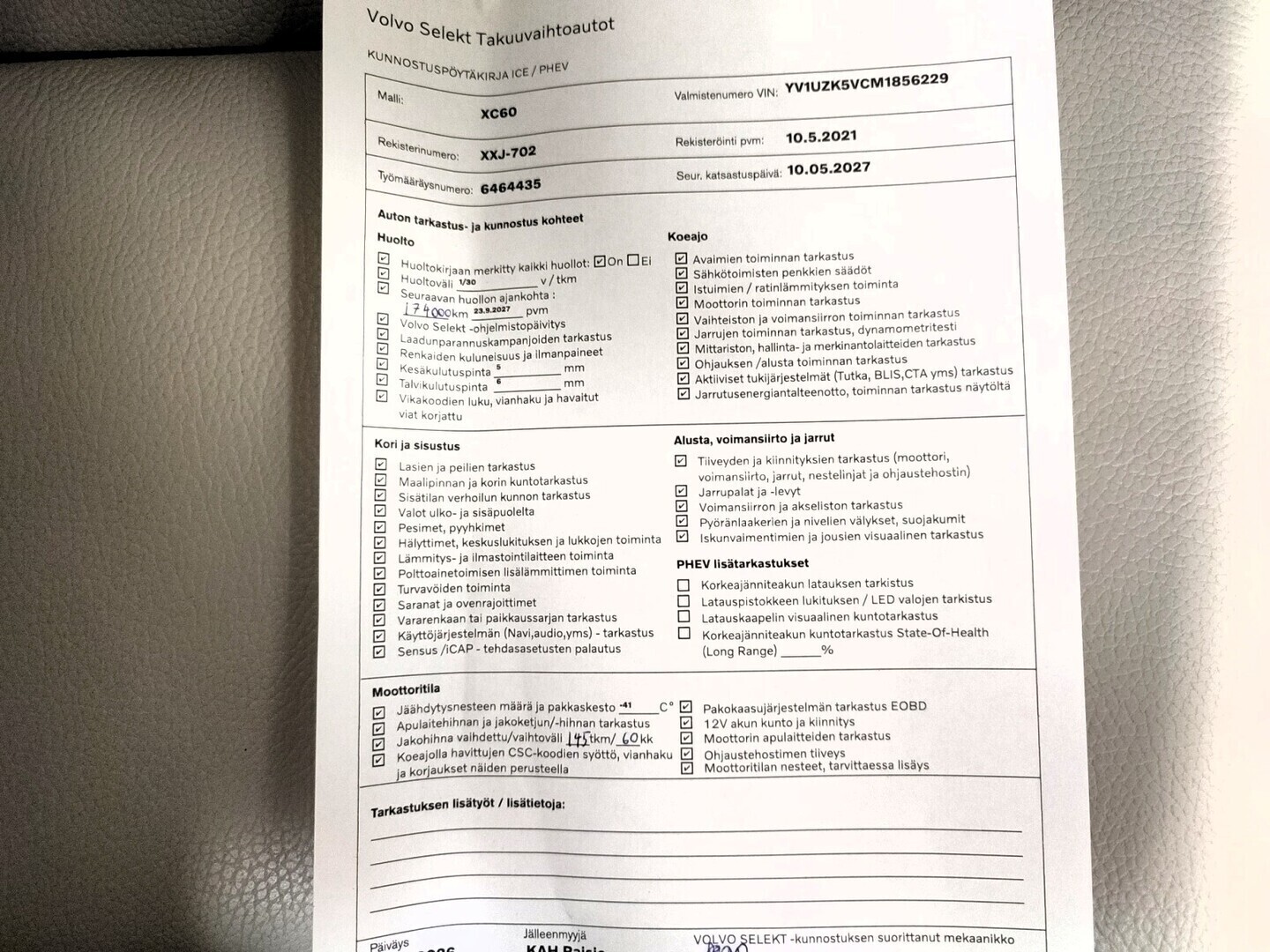 VOLVO XC60 2021