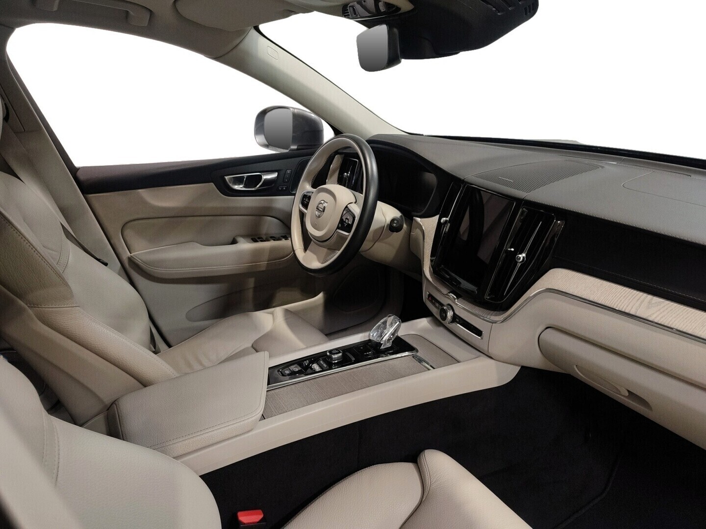 VOLVO XC60 2021