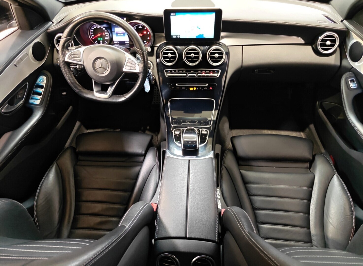 MERCEDES-BENZ C 2015