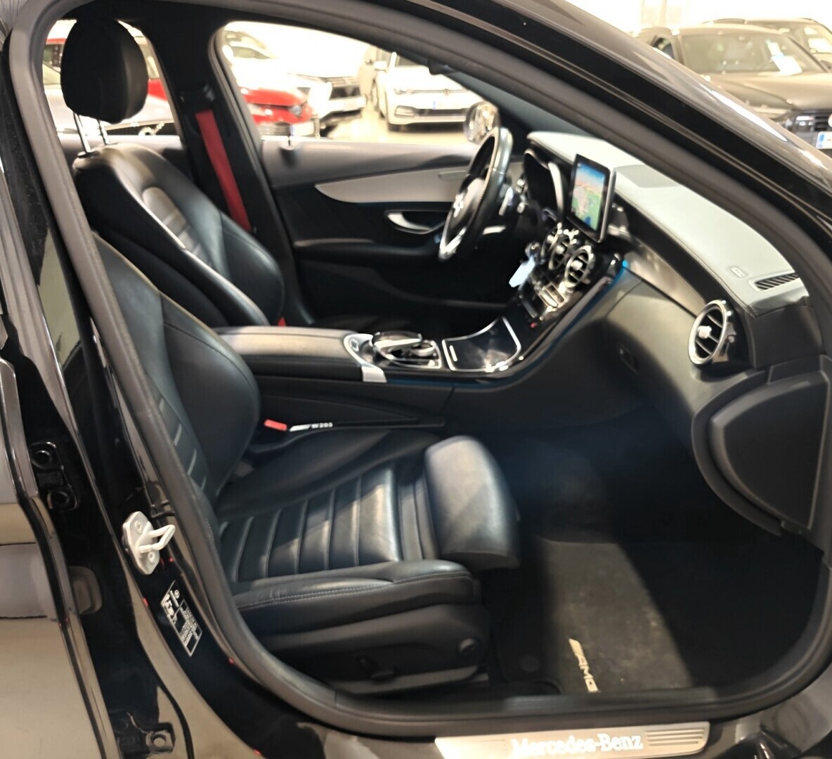 MERCEDES-BENZ C 2015