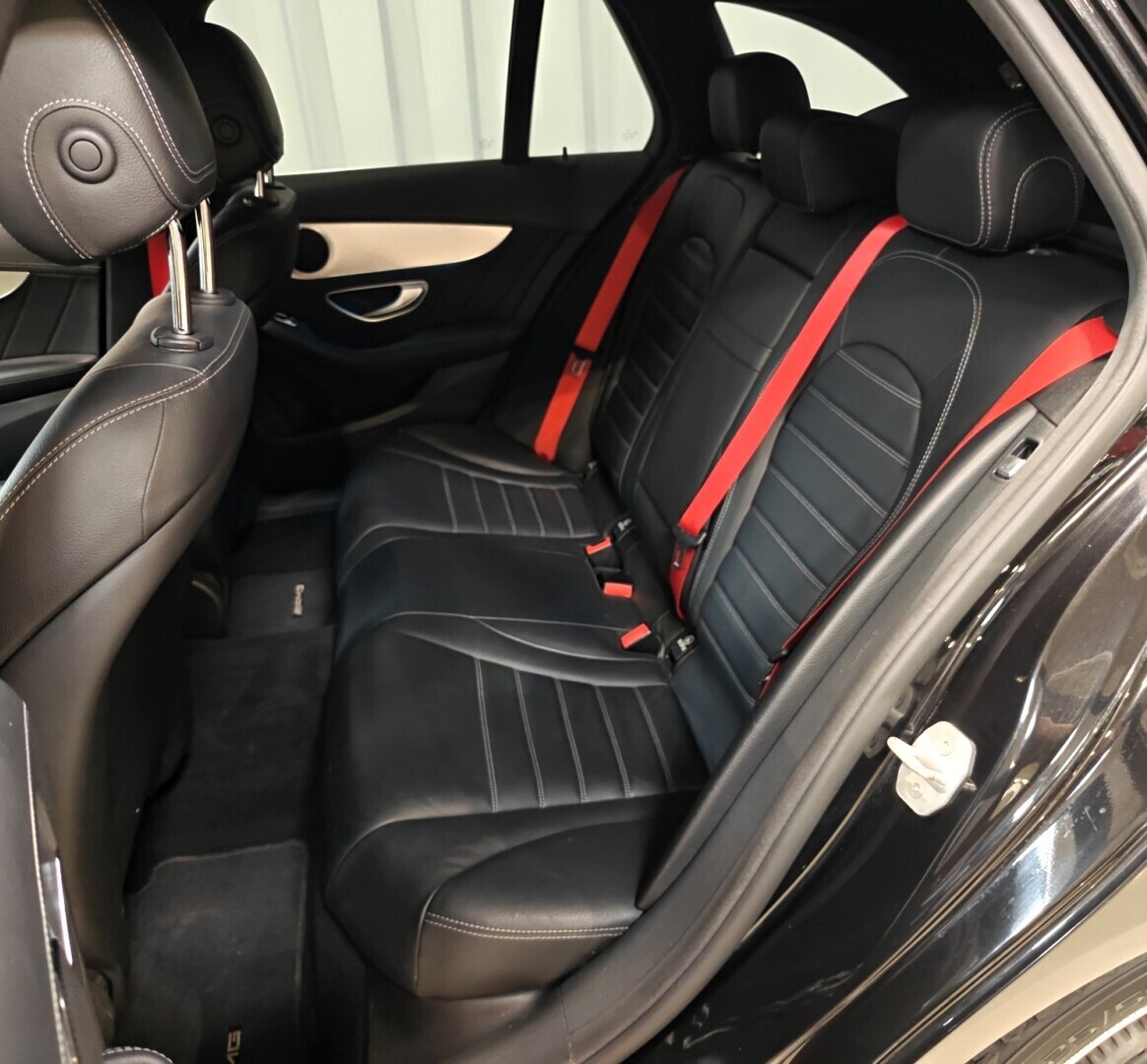 MERCEDES-BENZ C 2015