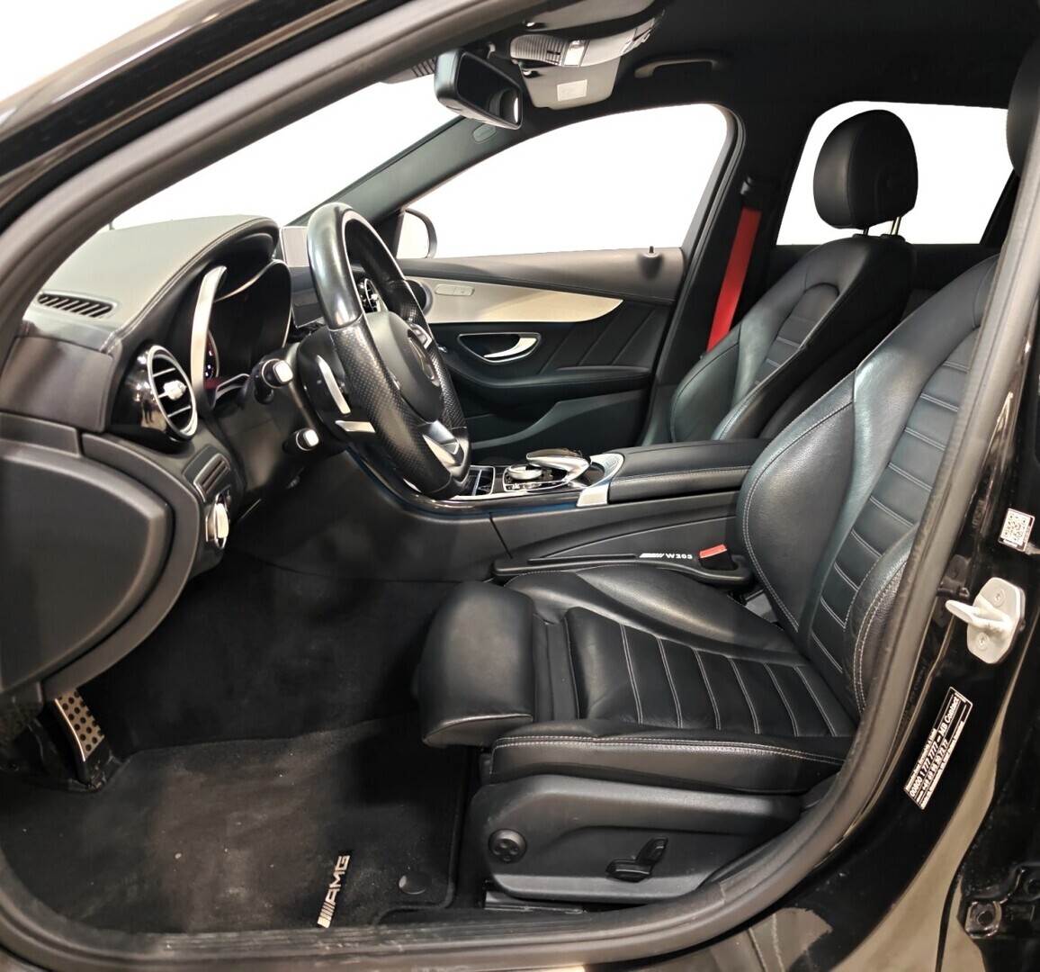 MERCEDES-BENZ C 2015