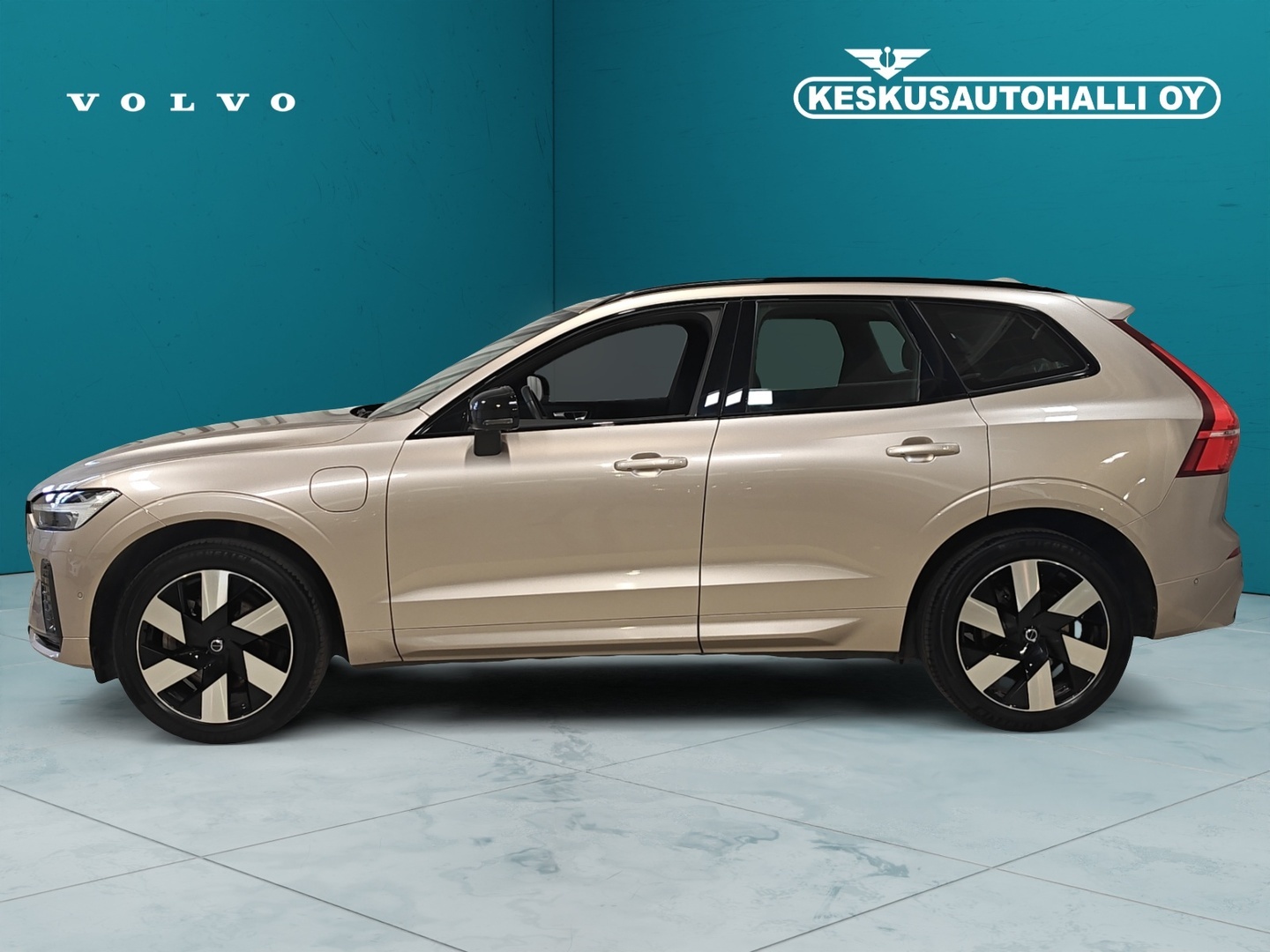 VOLVO XC60 2024