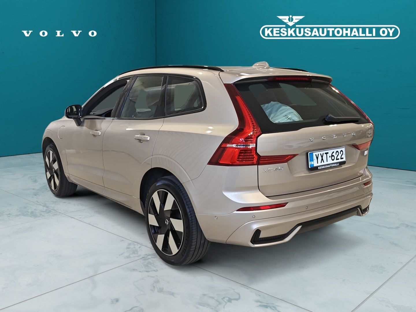 VOLVO XC60 2024