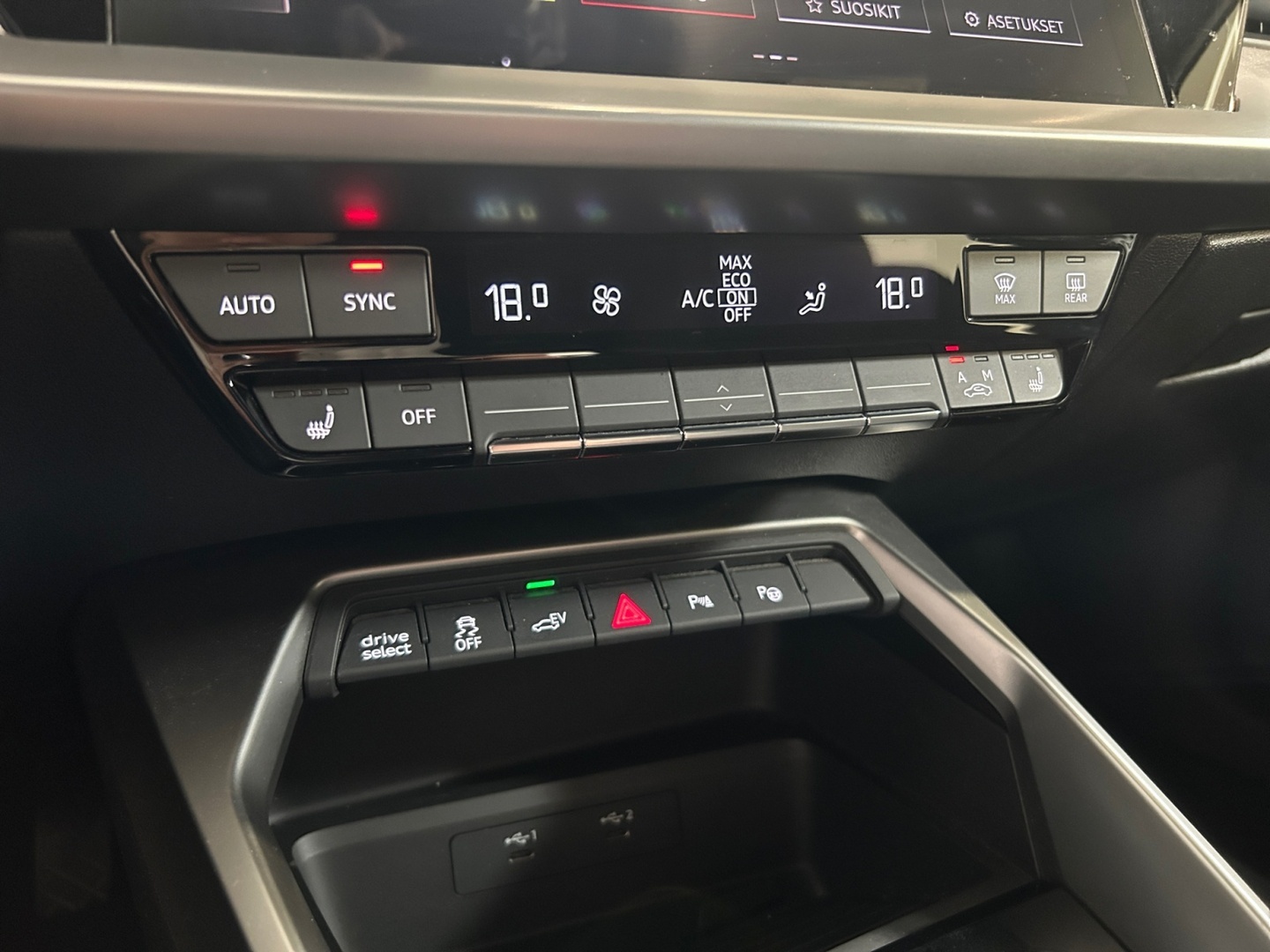 AUDI A3 2021