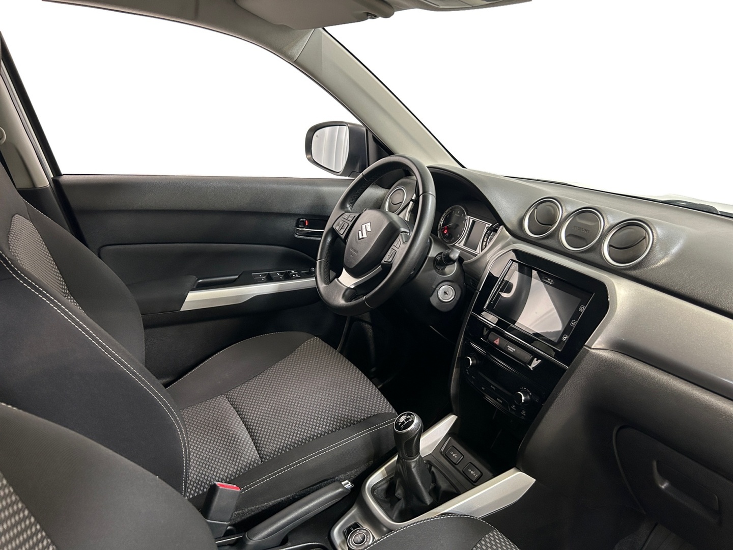 SUZUKI Vitara 2016