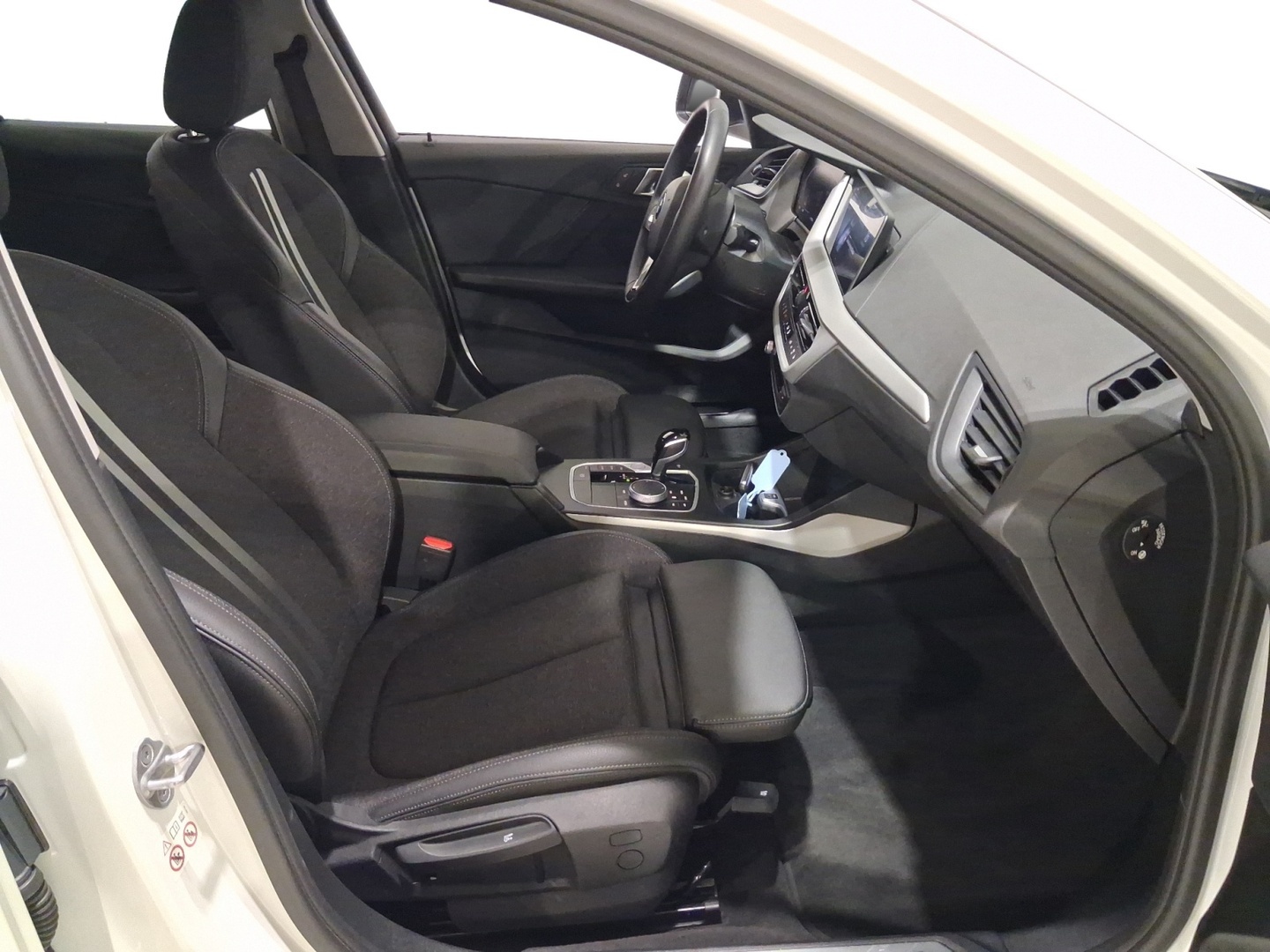 BMW 118 2023