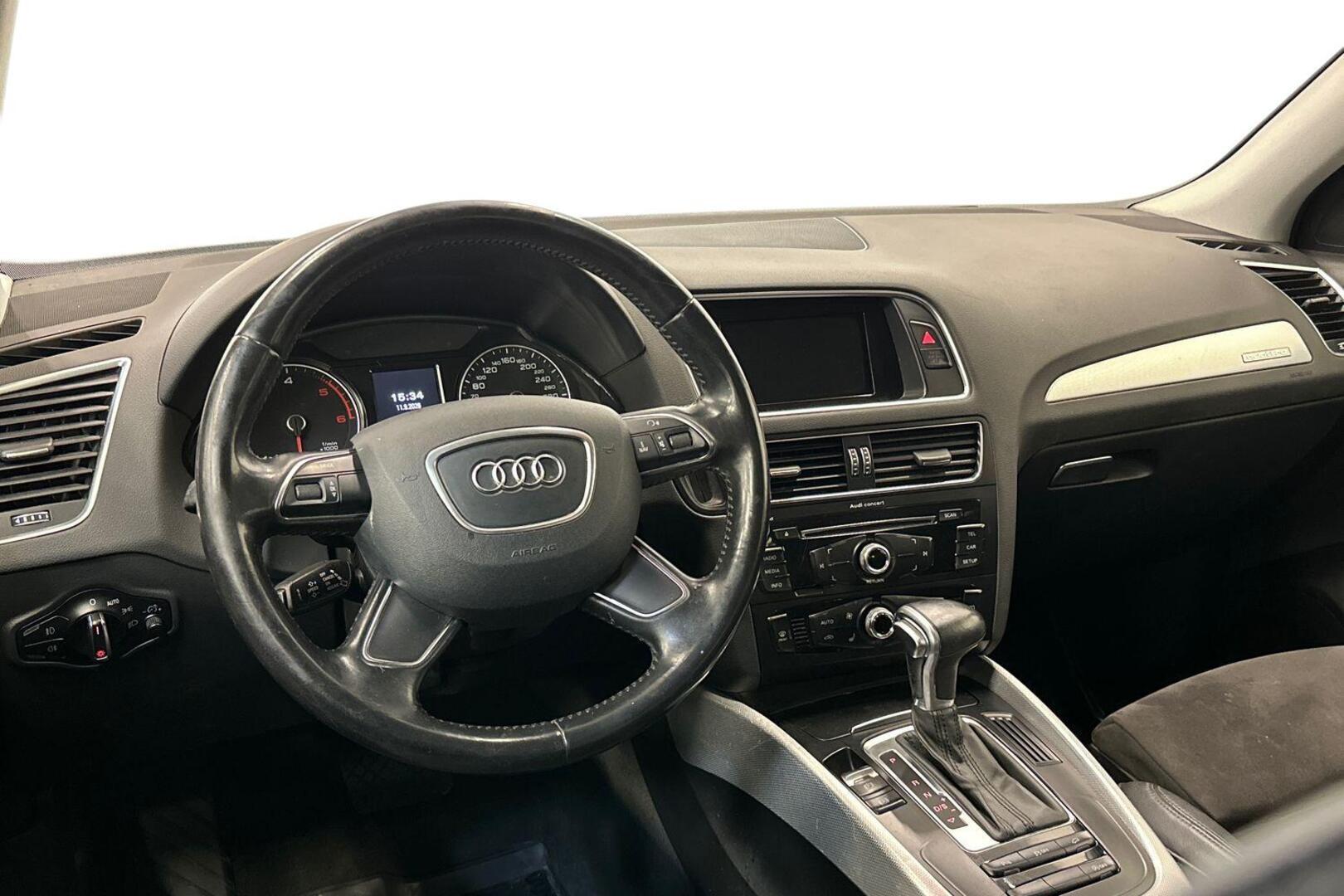 AUDI Q5 10